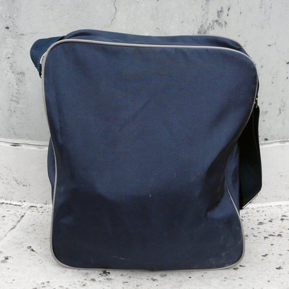 British Airways carry-on travel / flight bag - Picture 3 of 10